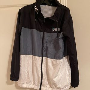 VS Pink wind breaker